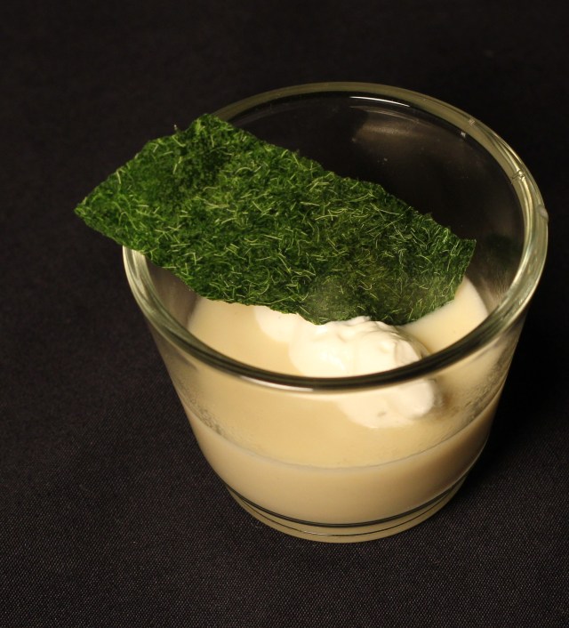 potato chip, sour cream, chive