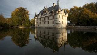 From www.visitazaylerideau.co.uk