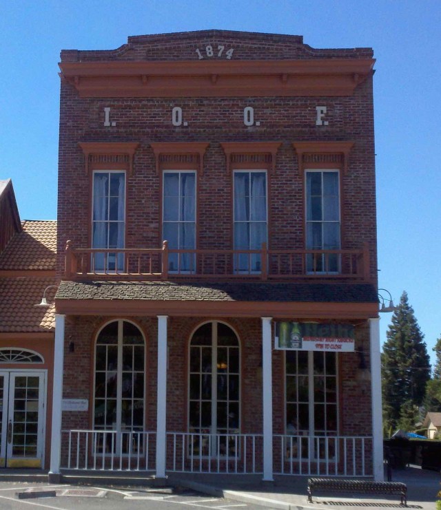 The I.O.O.F. Hall in Woodbridge, CA (from Wikipedia).