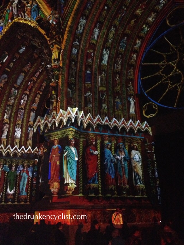 No, that is not paint. All the color you see is from lights.